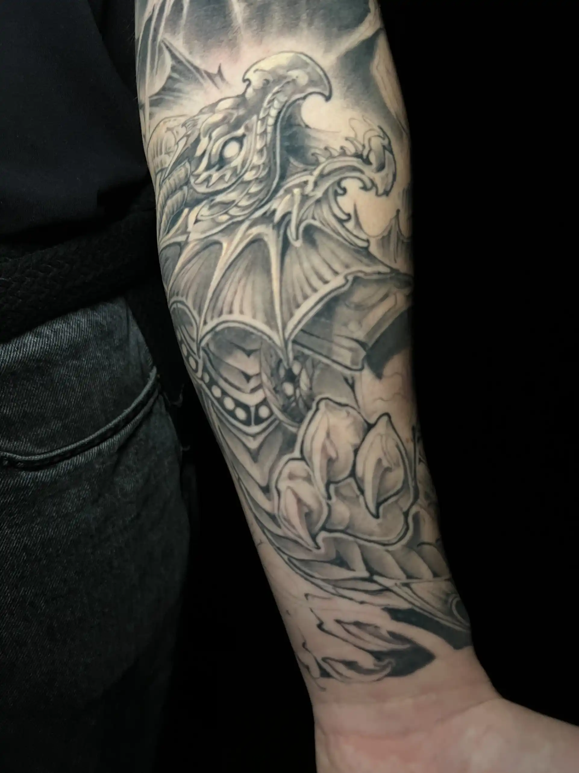 Tatouage japonais noir et gris signé Mr Yoh